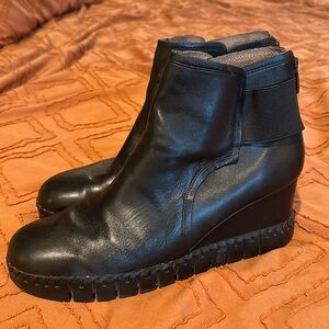 J Renee black ankle boots 10M